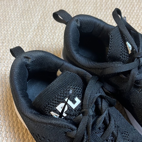 APL Techloom Pro Black White Athletic Sneakers size 8.5 - Picture 3 of 10